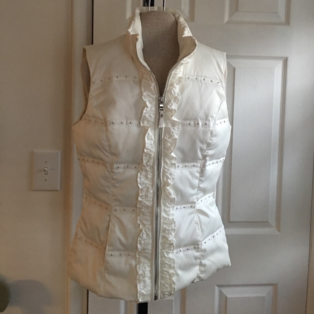 White House Black Market Cream Puffer Vest